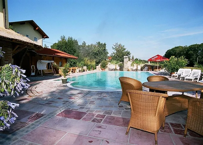 Gasthof-strasser Hotel 3*