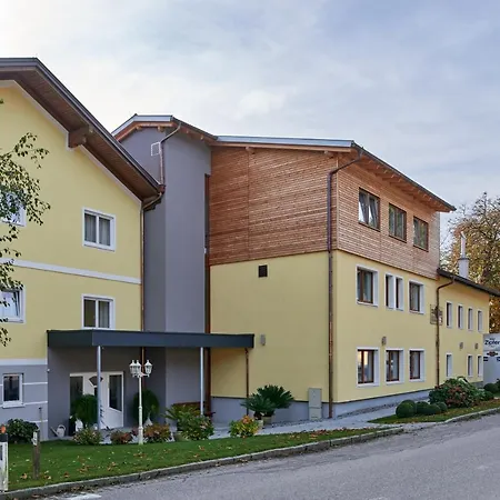 Hotel Gasthof-strasser Tumeltsham