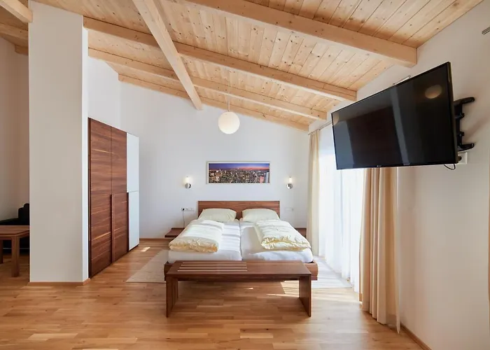 Hotel Gasthof-strasser 3*